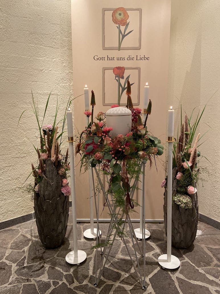 Trauerfloristik von Gärtnerei Reinwald in Heilbronn
